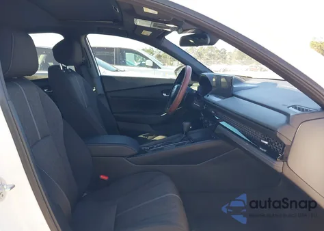 2024 Honda Accord Hybrid Sport z USA, uszkodzony, nr VIN 1HGCY2F55RA067092